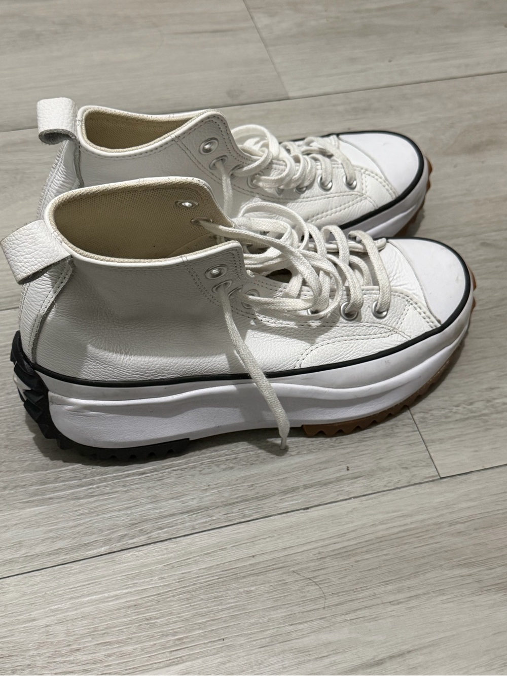 Converse White High-Top Kids Sneakers with Star Heel - Picture 2 of 3